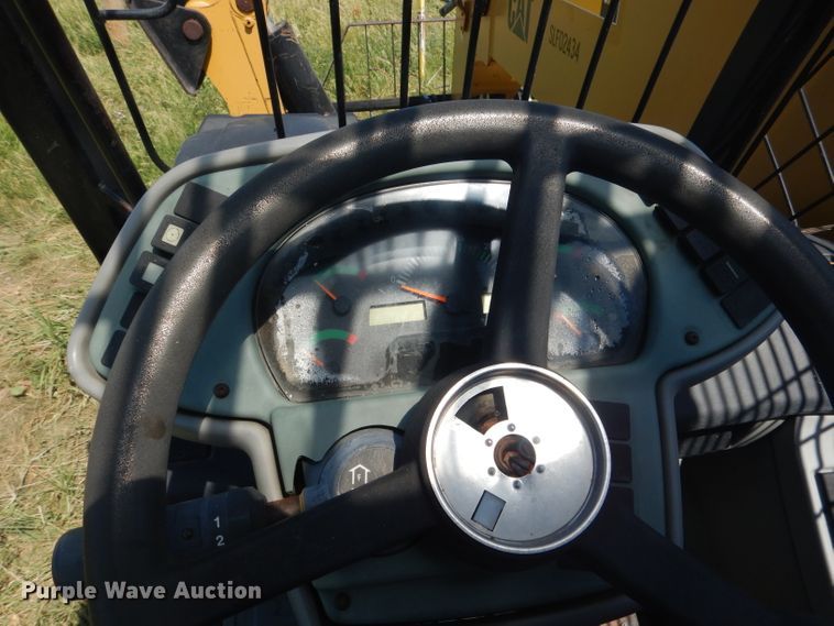 image for item DG5989 2005 Caterpillar TH460B  telehandler