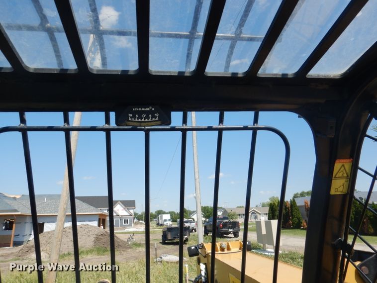 image for item DG5989 2005 Caterpillar TH460B  telehandler