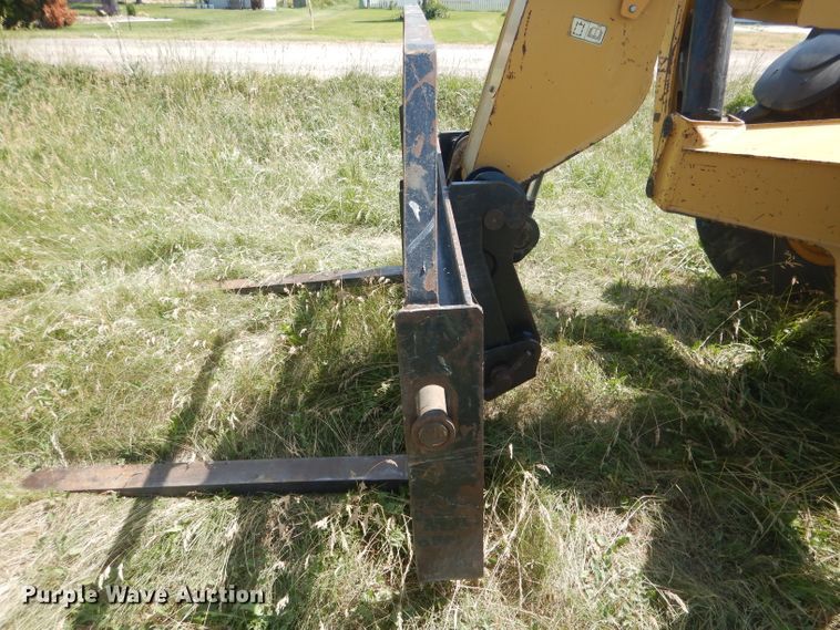 image for item DG5989 2005 Caterpillar TH460B  telehandler