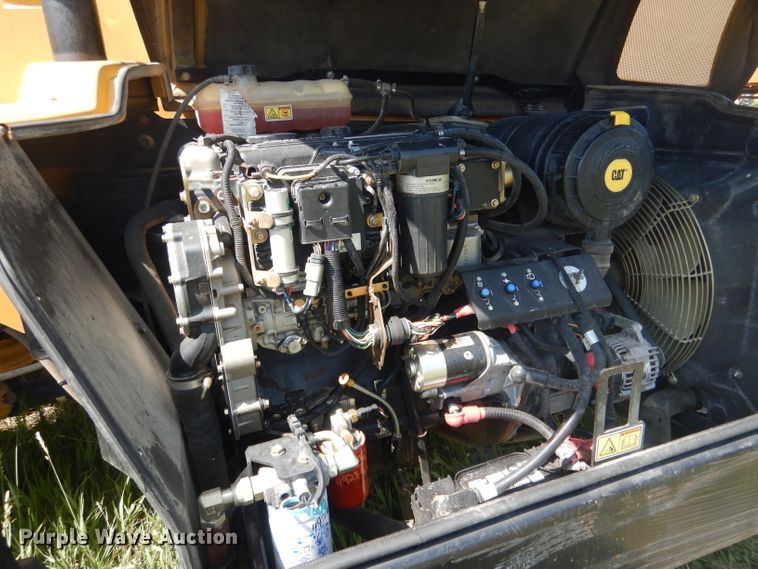 image for item DG5989 2005 Caterpillar TH460B  telehandler