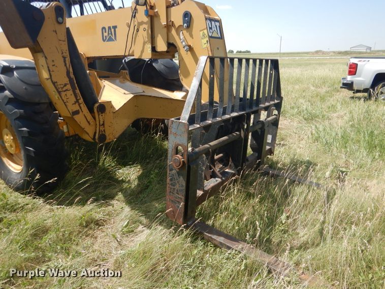 image for item DG5989 2005 Caterpillar TH460B  telehandler