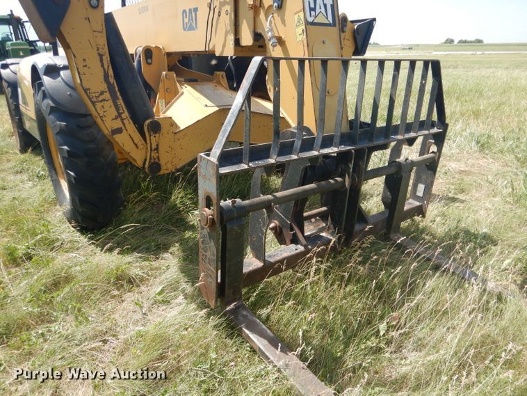 image for item DG5989 2005 Caterpillar TH460B  telehandler