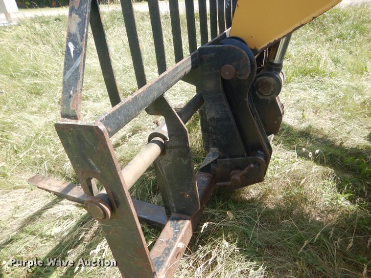 image for item DG5989 2005 Caterpillar TH460B  telehandler