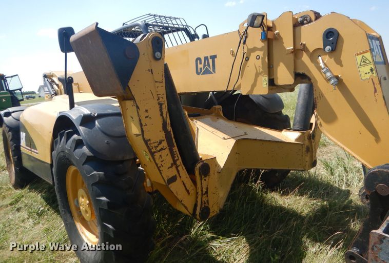 image for item DG5989 2005 Caterpillar TH460B  telehandler