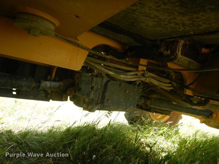 image for item DG5989 2005 Caterpillar TH460B  telehandler