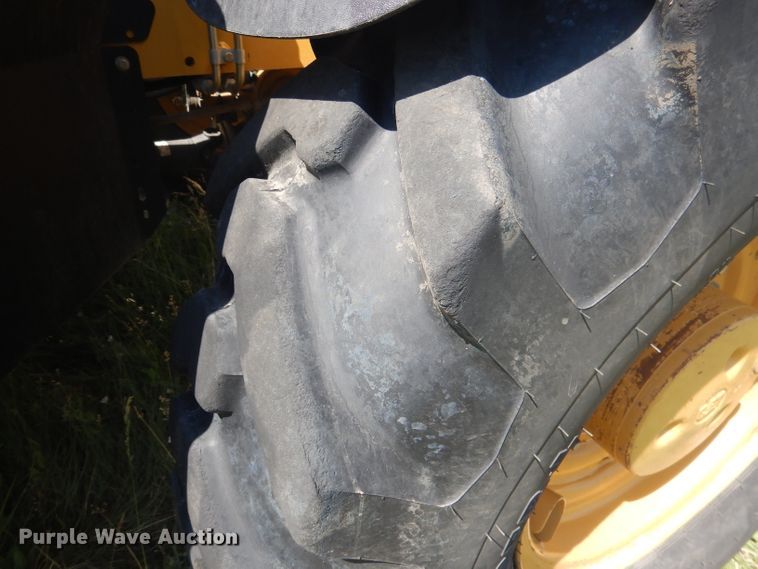 image for item DG5989 2005 Caterpillar TH460B  telehandler