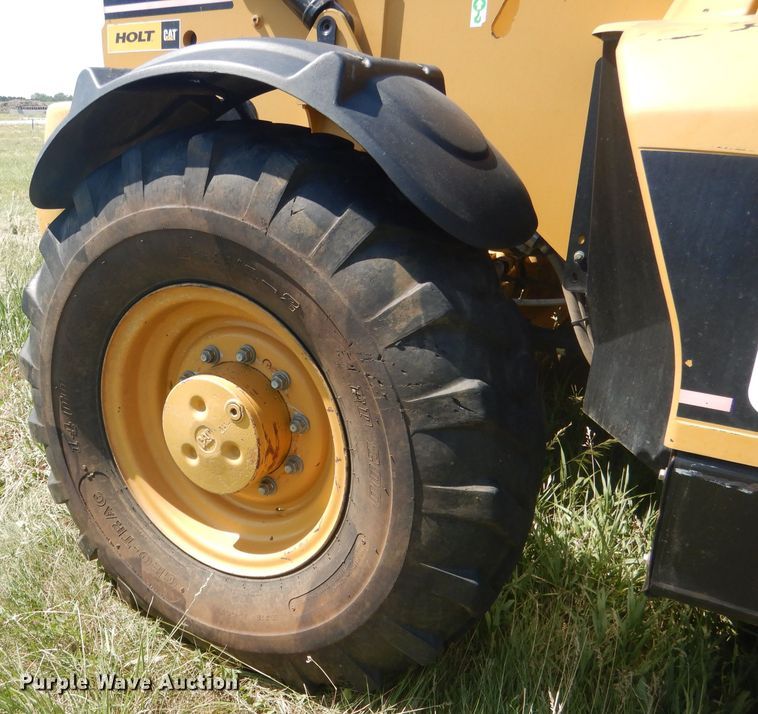 image for item DG5989 2005 Caterpillar TH460B  telehandler