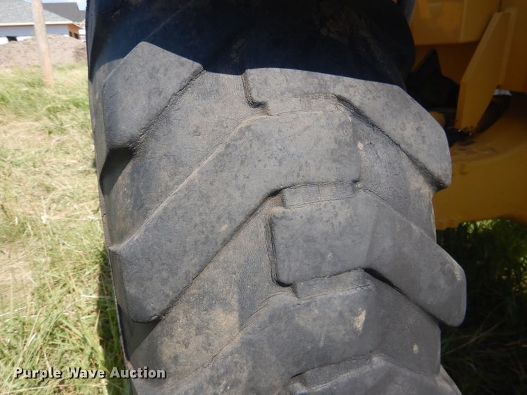 image for item DG5989 2005 Caterpillar TH460B  telehandler