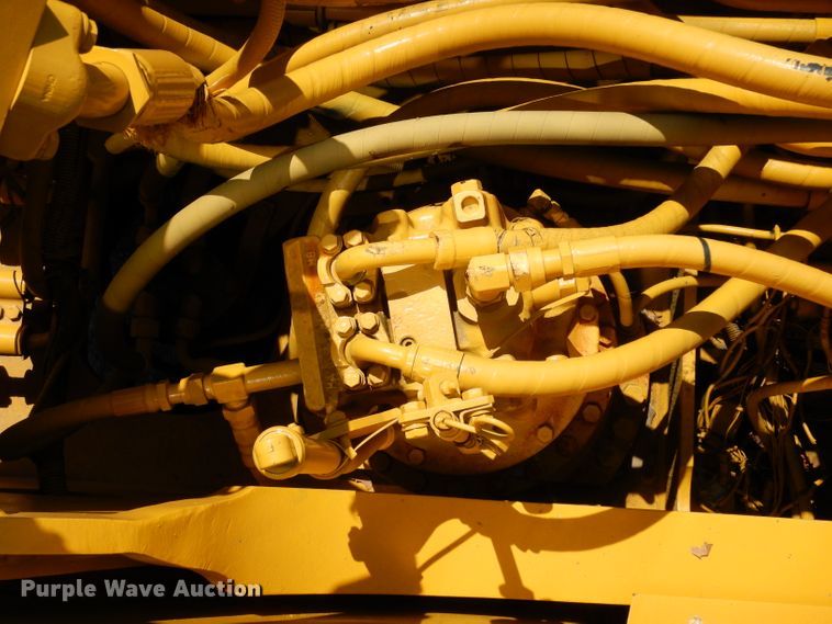 image for item DG6804 2003 Komatsu PC220LC-7L excavator