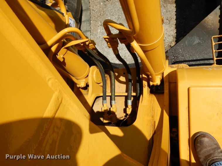 image for item DG6804 2003 Komatsu PC220LC-7L excavator