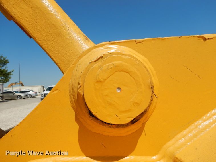 image for item DG6804 2003 Komatsu PC220LC-7L excavator