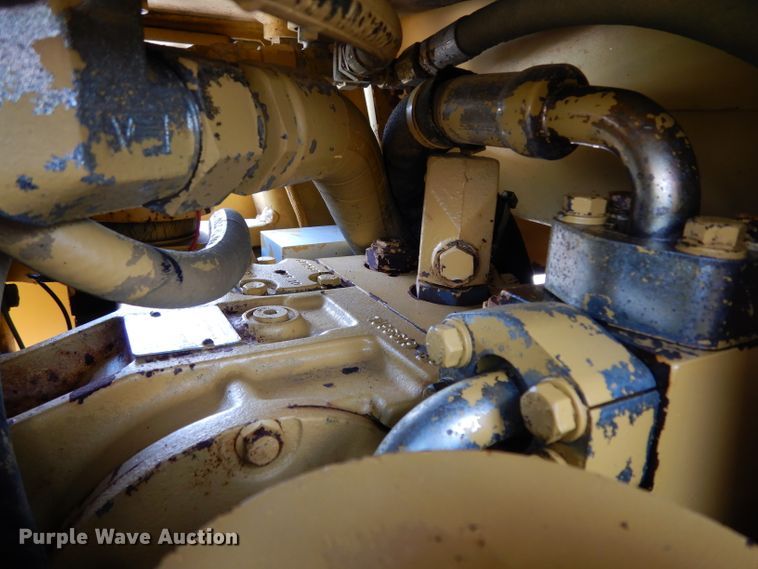 image for item DG6831 1998 Caterpillar CS-323C single drum vibratory roller