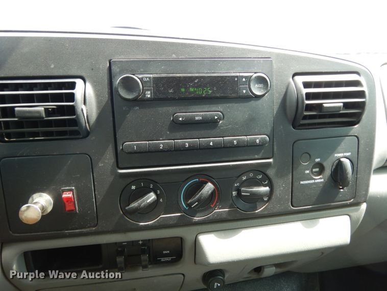 image for item DG6835 2007 Ford F250 Super Duty  SuperCab pickup truck