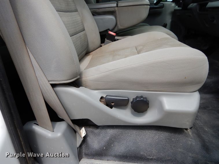 image for item DG6835 2007 Ford F250 Super Duty  SuperCab pickup truck