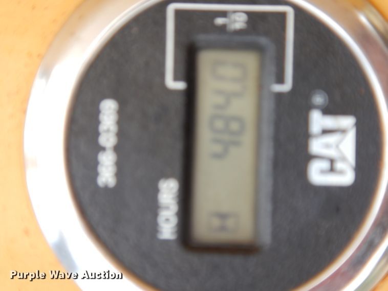 image for item DG6836 2001 John Deere 486E forklift