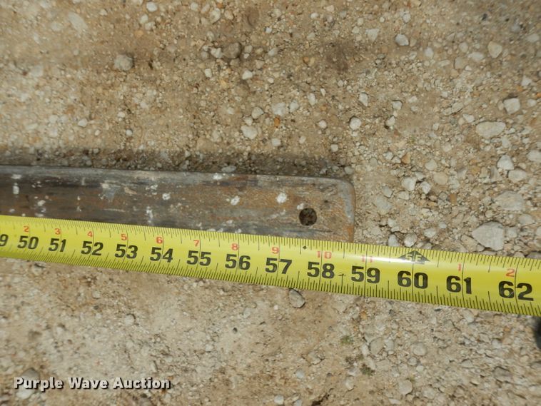 image for item DG6836 2001 John Deere 486E forklift