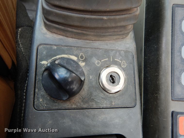 image for item DG6838 2004 Caterpillar 312C L  excavator