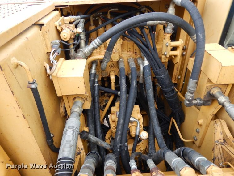 image for item DG6838 2004 Caterpillar 312C L  excavator