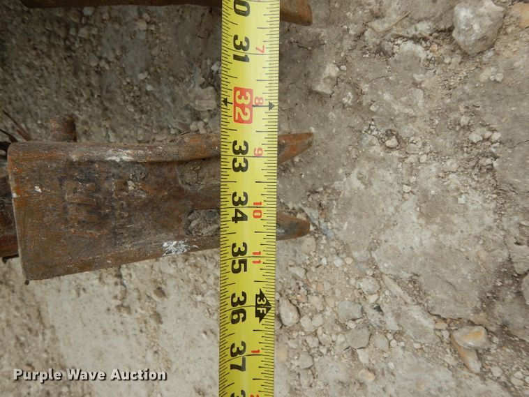 image for item DG6838 2004 Caterpillar 312C L  excavator