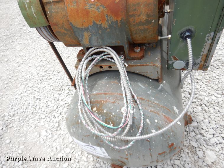 image for item DG7779 Ingersoll Rand  air compressor