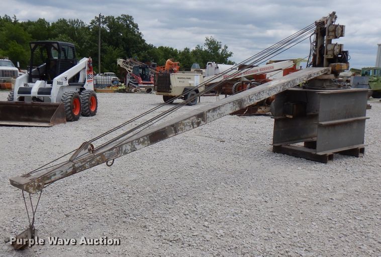 image for item DG7783 Auto Crane