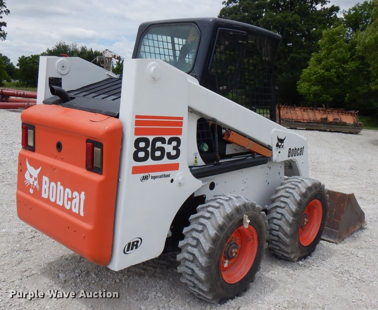 image for item DG7788 2000 Bobcat 863  skid steer loader