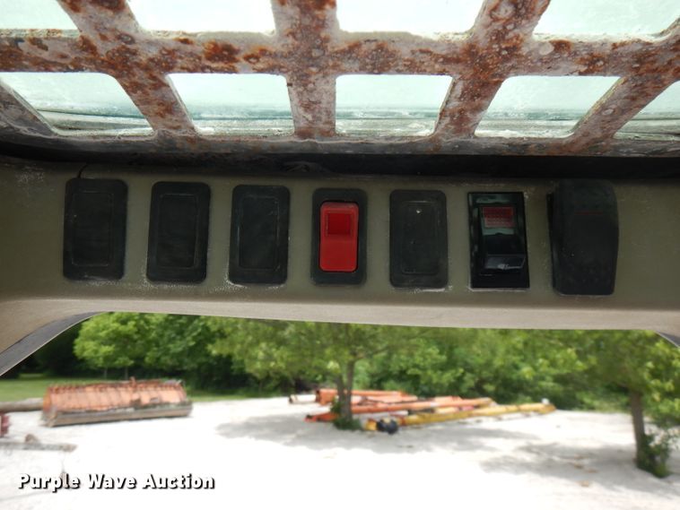 image for item DG7788 2000 Bobcat 863  skid steer loader