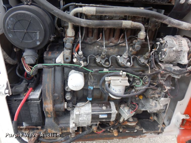 image for item DG7788 2000 Bobcat 863  skid steer loader