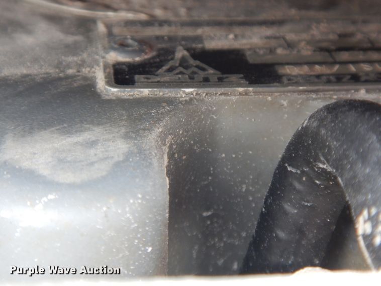 image for item DG7788 2000 Bobcat 863  skid steer loader