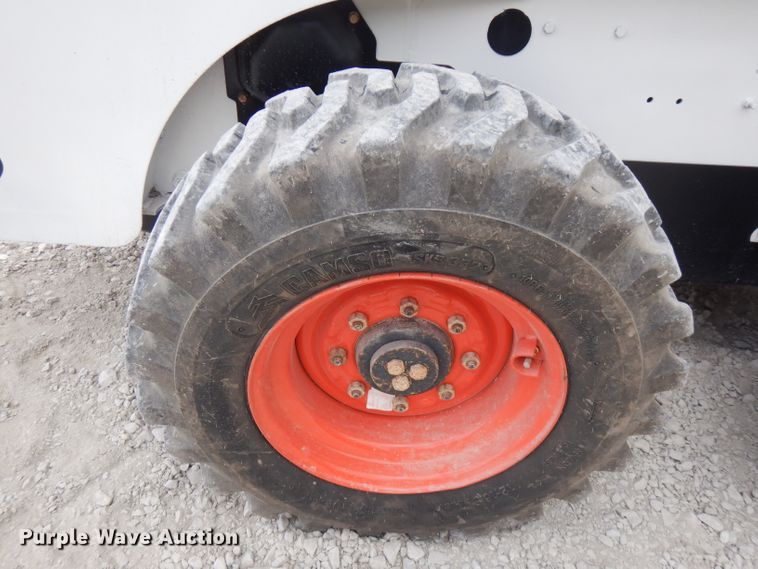 image for item DG7788 2000 Bobcat 863  skid steer loader