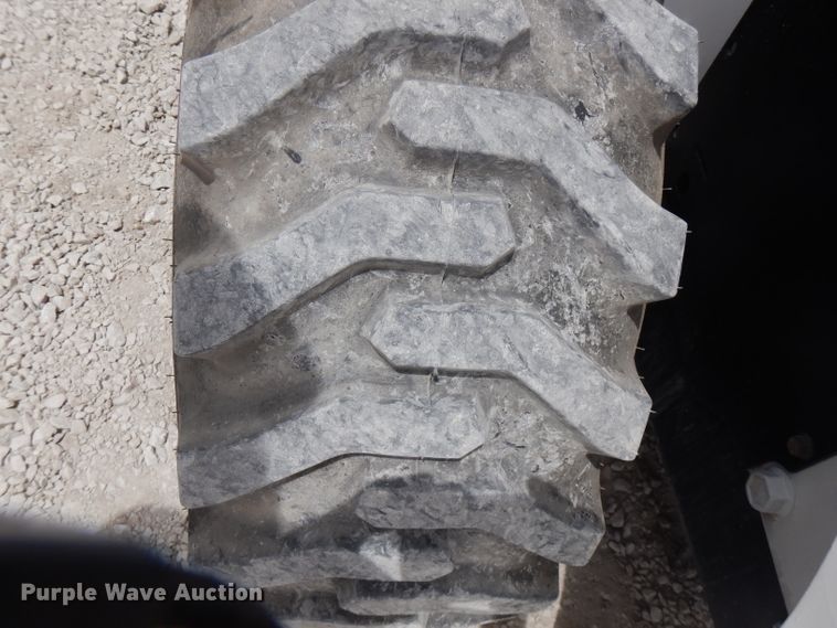 image for item DG7788 2000 Bobcat 863  skid steer loader