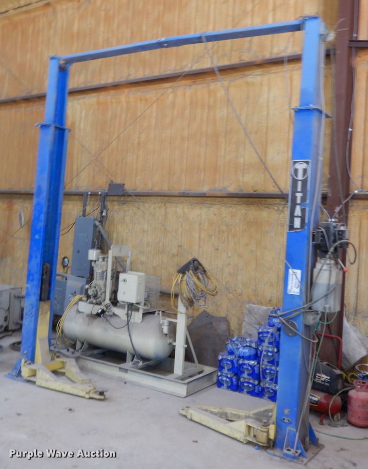 image for item DG7789 Titan two post automotive lift