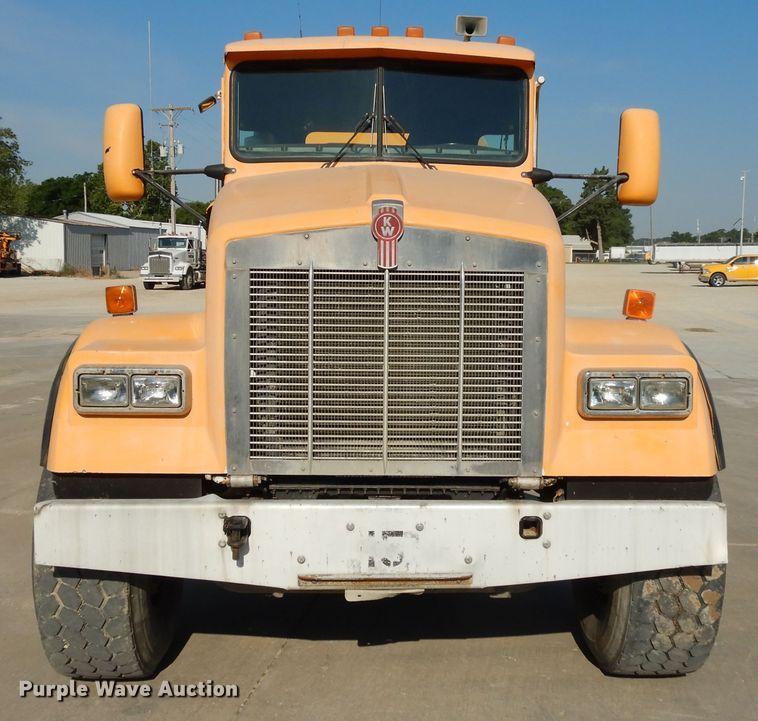 image for item DG7823 2002 Kenworth W900  ready mix truck