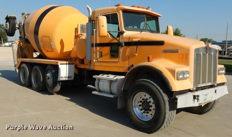 image for item DG7823 2002 Kenworth W900  ready mix truck