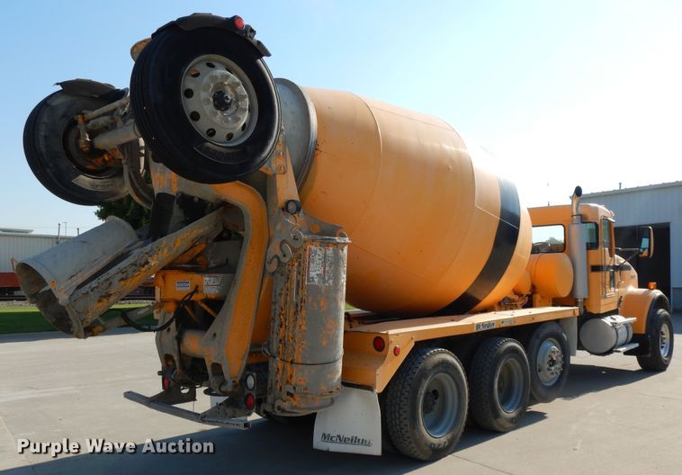 image for item DG7823 2002 Kenworth W900  ready mix truck