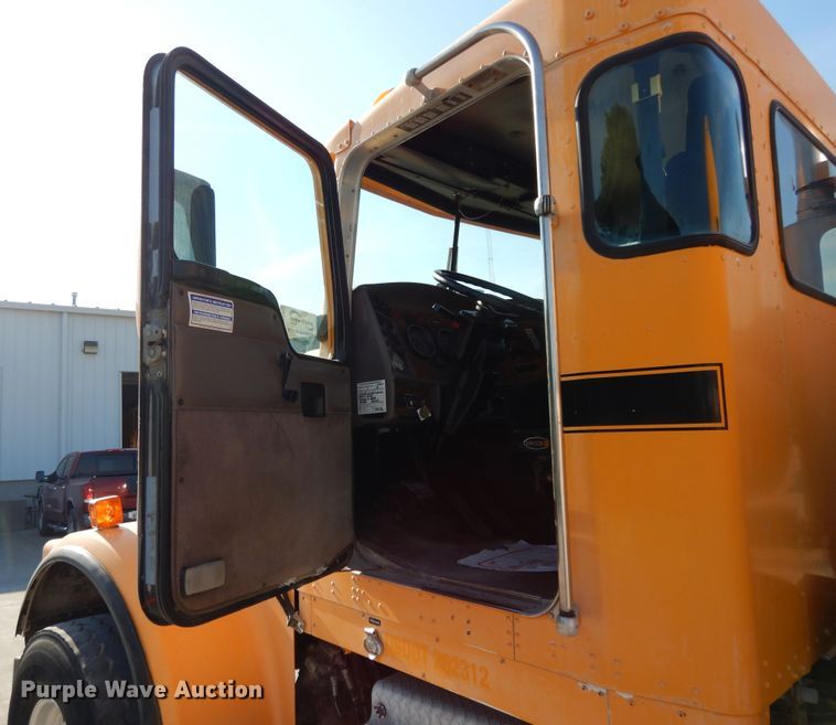 image for item DG7823 2002 Kenworth W900  ready mix truck