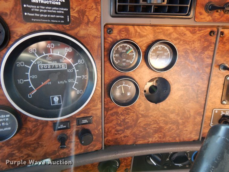 image for item DG7823 2002 Kenworth W900  ready mix truck