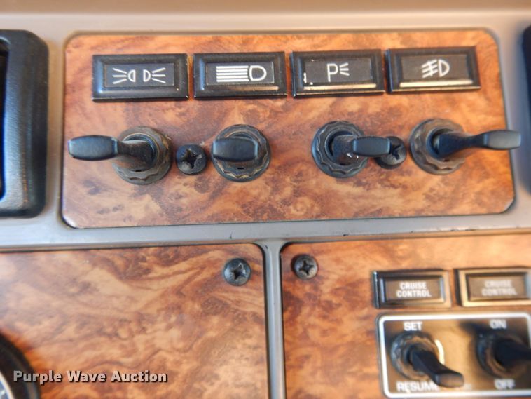 image for item DG7823 2002 Kenworth W900  ready mix truck