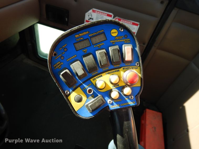 image for item DG7823 2002 Kenworth W900  ready mix truck