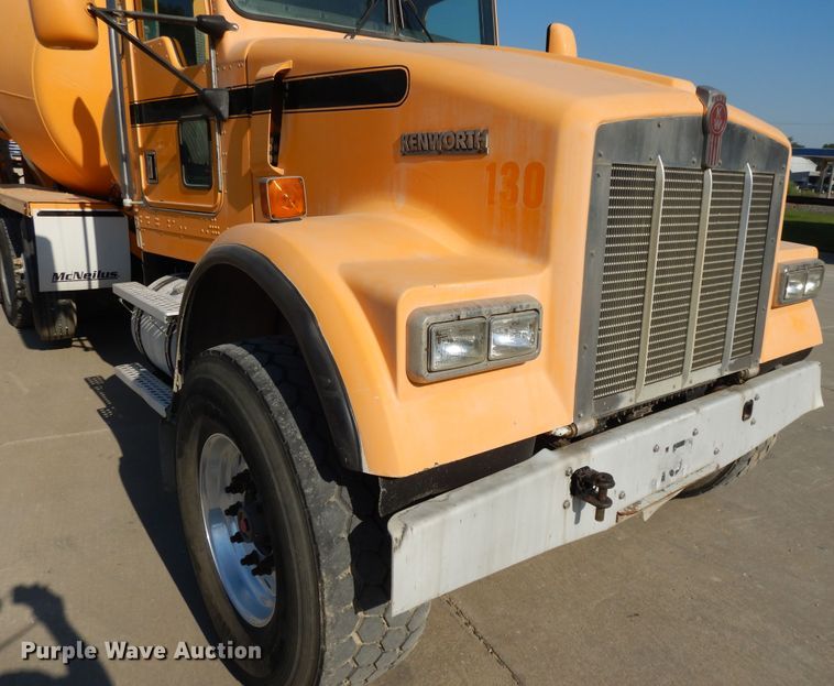 image for item DG7823 2002 Kenworth W900  ready mix truck