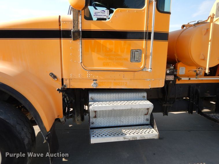 image for item DG7823 2002 Kenworth W900  ready mix truck