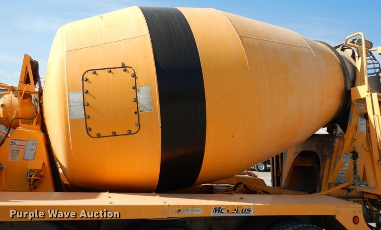 image for item DG7823 2002 Kenworth W900  ready mix truck