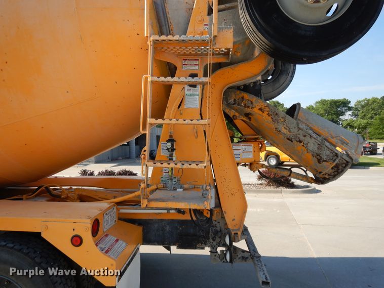 image for item DG7823 2002 Kenworth W900  ready mix truck