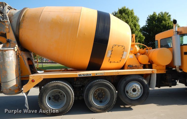 image for item DG7823 2002 Kenworth W900  ready mix truck