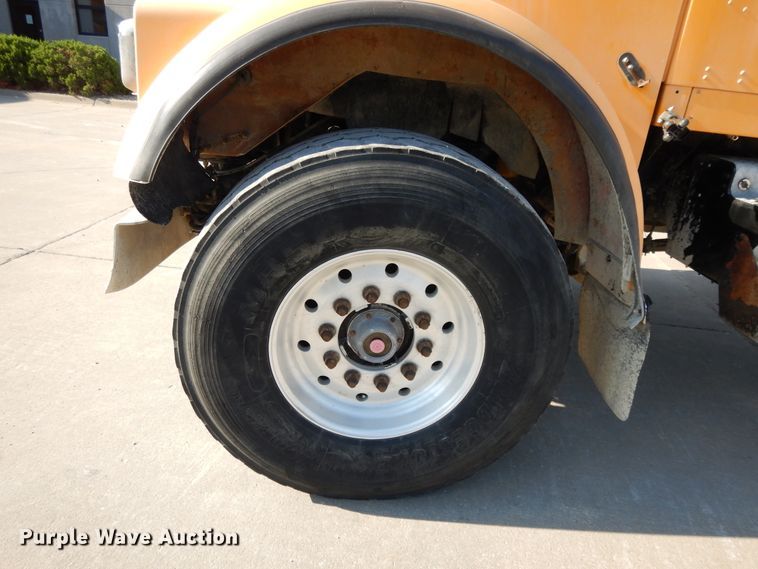 image for item DG7823 2002 Kenworth W900  ready mix truck