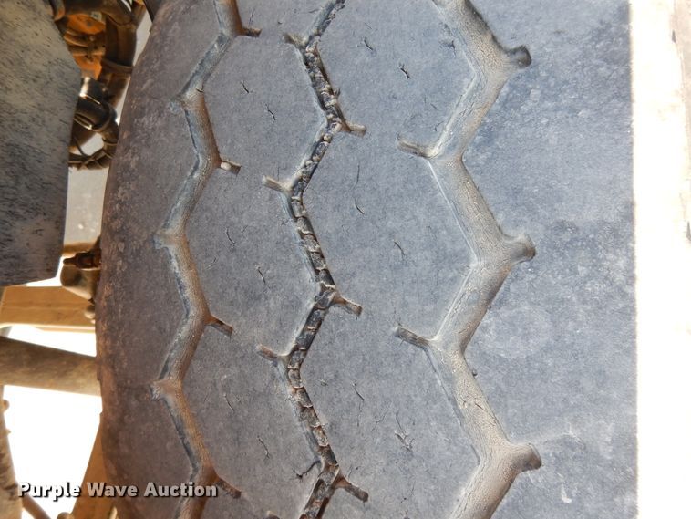 image for item DG7823 2002 Kenworth W900  ready mix truck