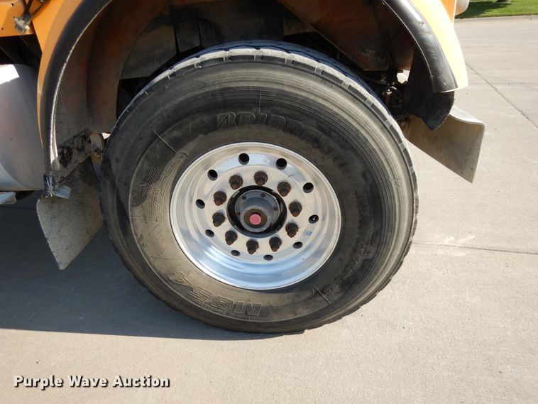 image for item DG7823 2002 Kenworth W900  ready mix truck