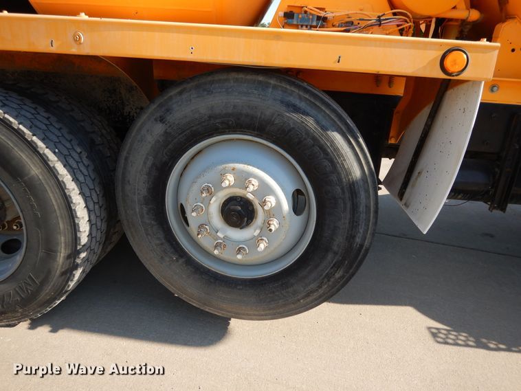 image for item DG7823 2002 Kenworth W900  ready mix truck