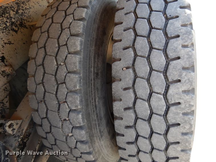 image for item DG7823 2002 Kenworth W900  ready mix truck