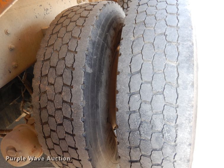 image for item DG7823 2002 Kenworth W900  ready mix truck